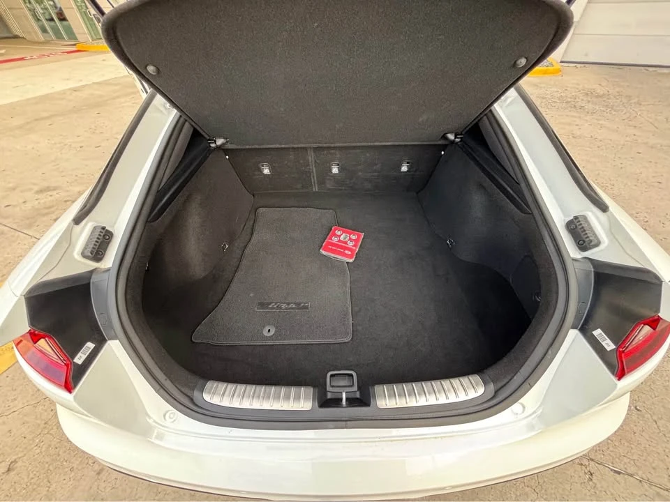 2019 Kia Stinger - Image 19 of 20
