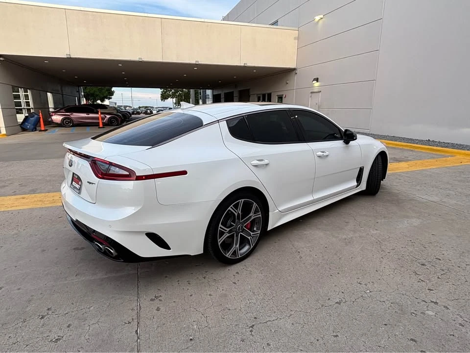 2019 Kia Stinger - Image 4 of 20
