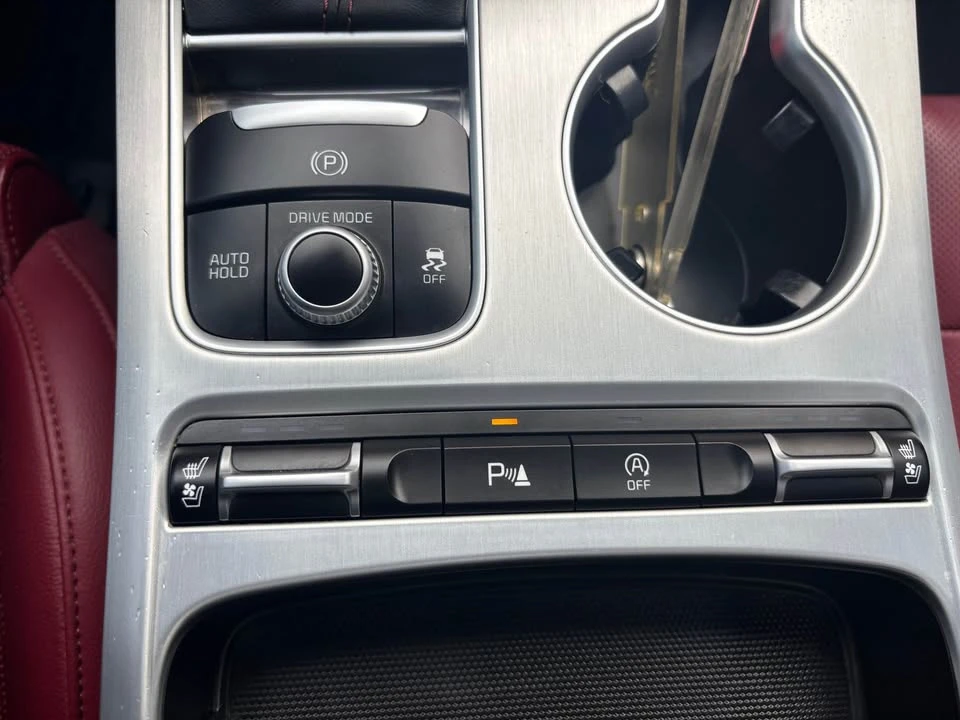 2019 Kia Stinger - Image 13 of 20