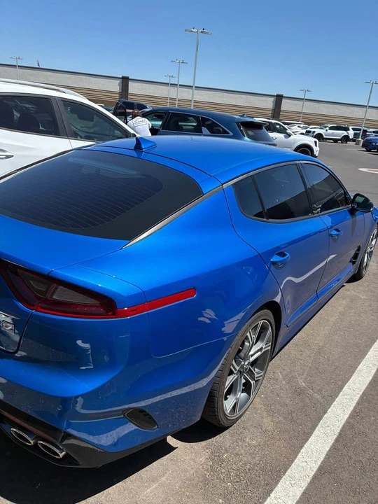 2019 Kia Stinger - Image 9 of 13
