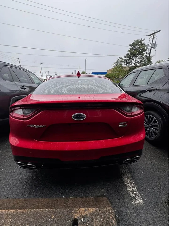 2019 Kia Stinger - Image 5 of 15