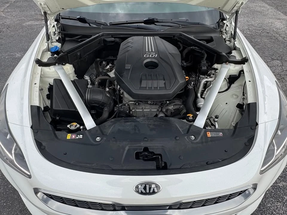 2019 Kia Stinger - Image 5 of 18