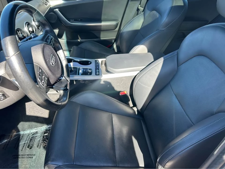 2019 Kia Stinger GT - Image 9 of 18