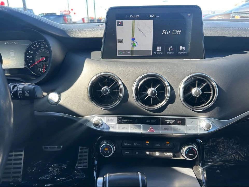 2019 Kia Stinger GT - Image 14 of 18