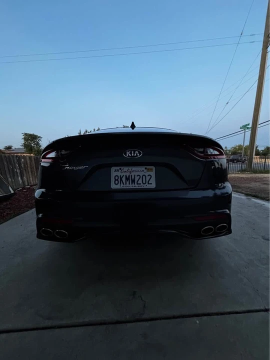 2019 Kia Stinger - Image 4 of 5