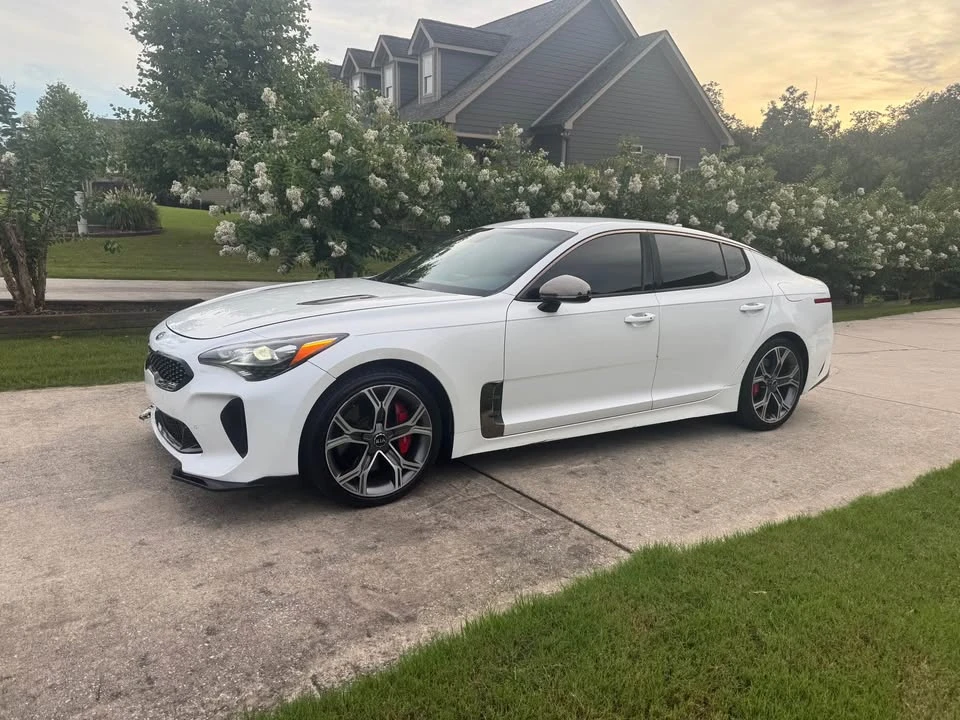 2019 Kia Stinger - Image 20 of 20