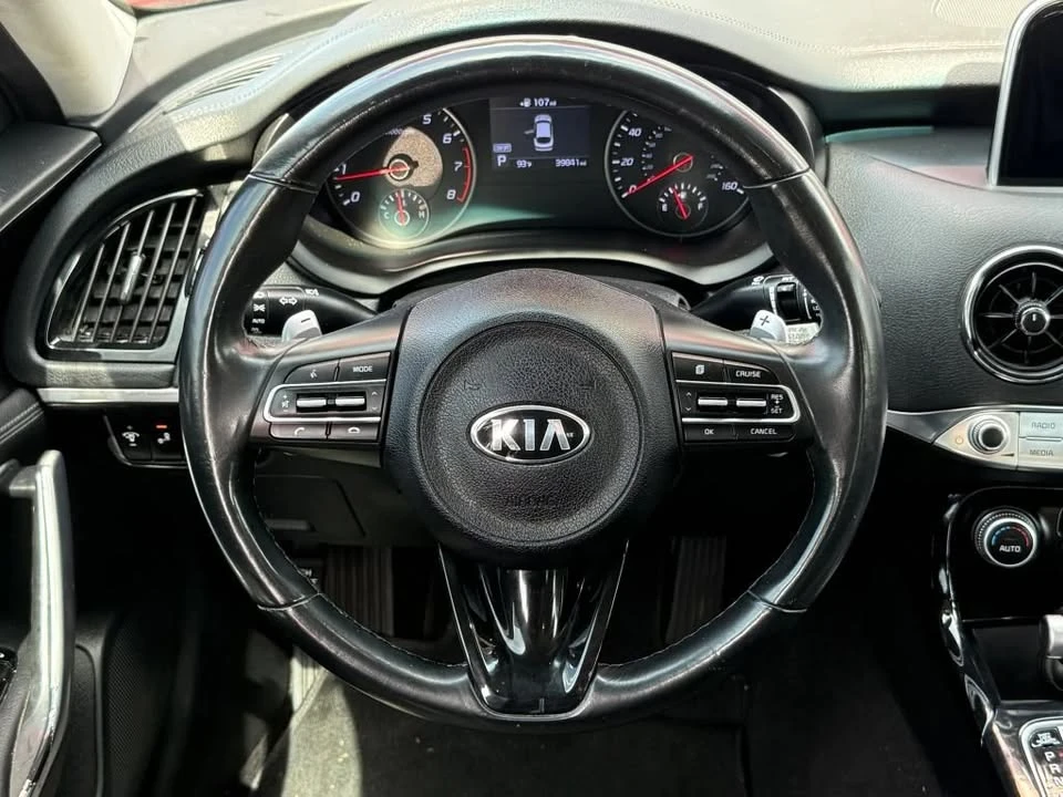 2019 Kia Stinger - Image 10 of 20