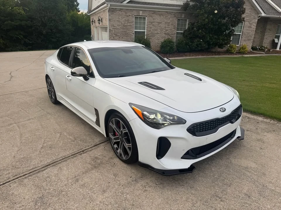 2019 Kia Stinger - Image 18 of 20