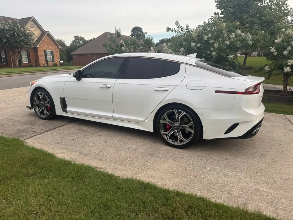 2019 Kia Stinger - Image 5 of 20
