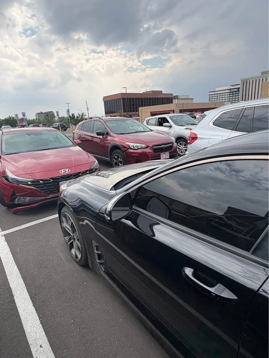 2019 Kia Stinger - Image 13 of 19
