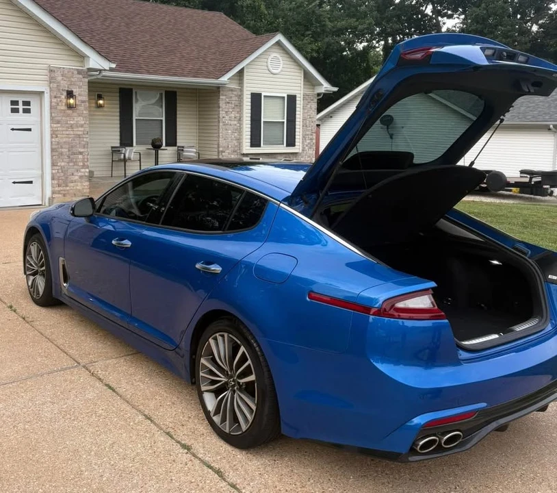2019 Kia Stinger - Image 4 of 11
