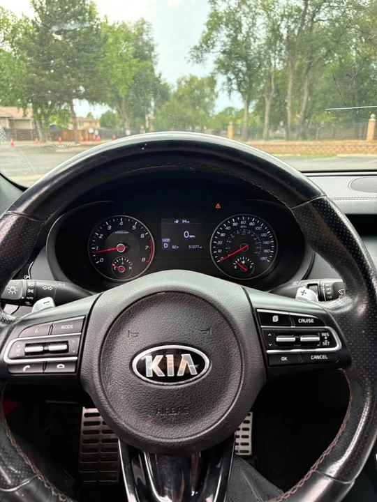 2019 Kia Stinger - Image 6 of 19