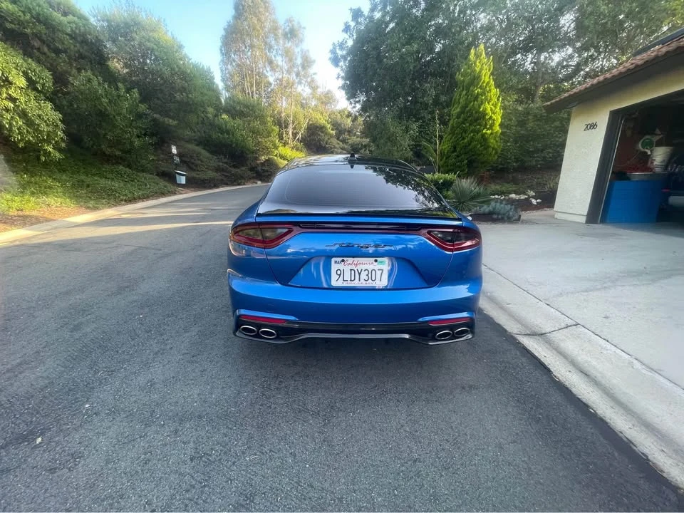 2019 Kia Stinger - Image 9 of 10