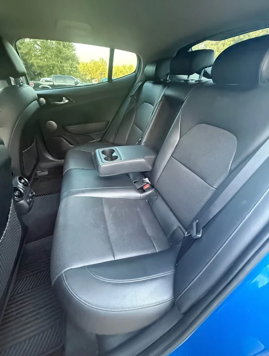 2019 Kia Stinger - Image 6 of 11