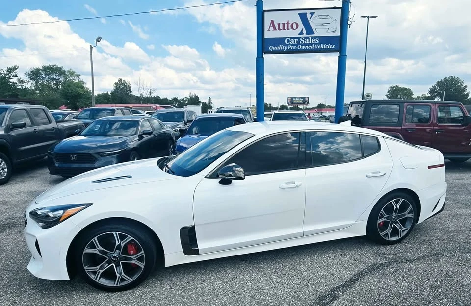 2019 Kia Stinger - Image 4 of 12