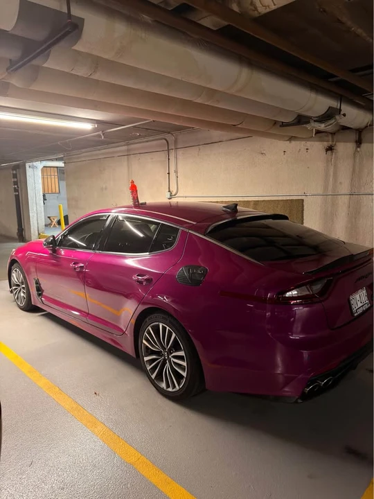 2019 Kia Stinger - Image 2 of 9