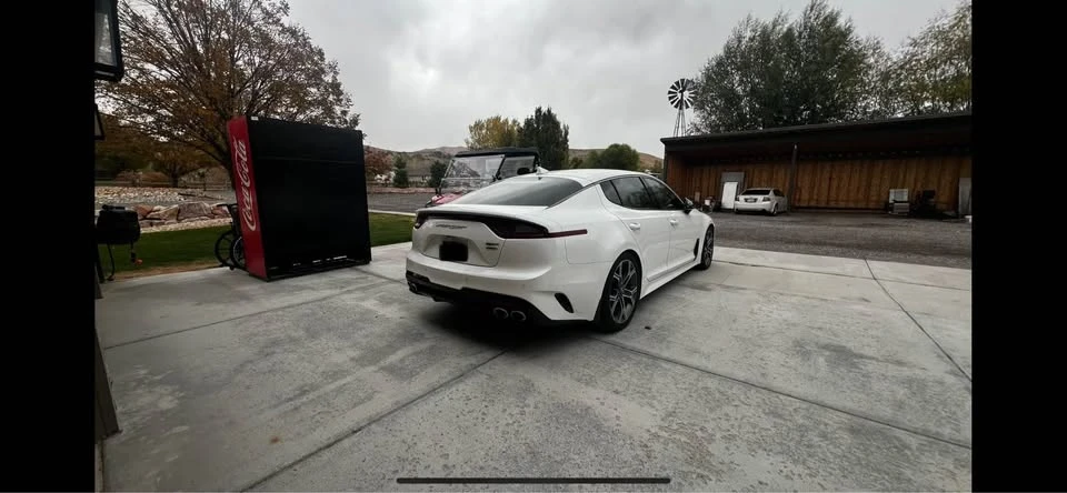 2019 Kia Stinger - Image 7 of 10