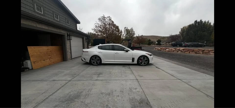 2019 Kia Stinger - Image 10 of 10