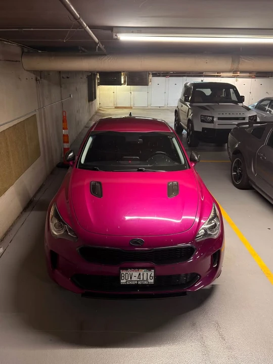 2019 Kia Stinger - Image 2 of 8