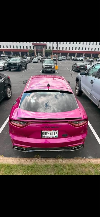 2019 Kia Stinger - Image 2 of 9