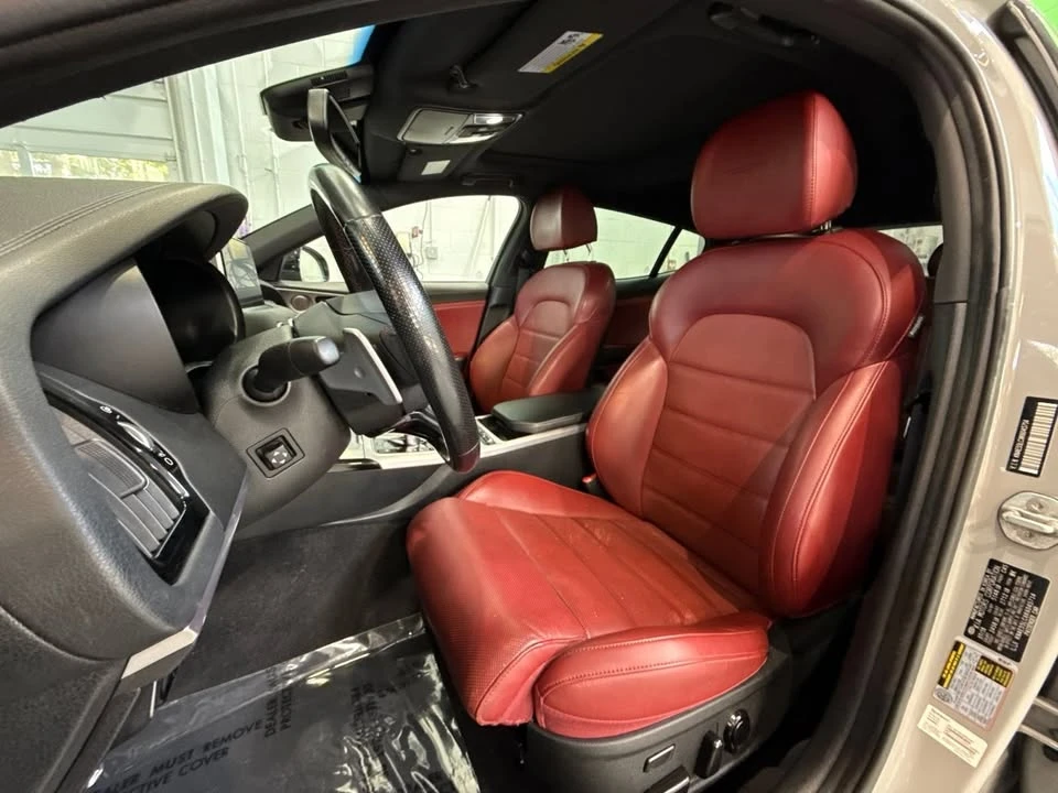 2019 Kia Stinger - Image 8 of 20