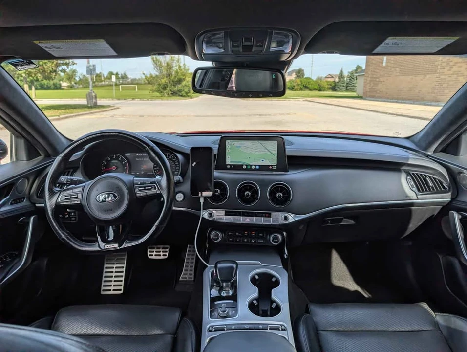 2019 Kia Stinger - Image 8 of 14