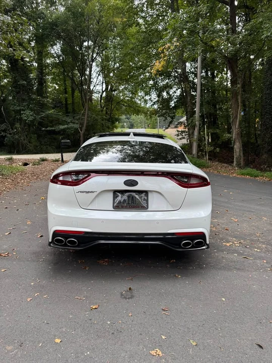 2019 Kia Stinger - Image 3 of 11
