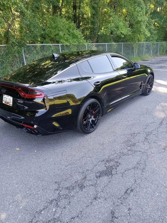 2019 Kia Stinger - Image 2 of 7
