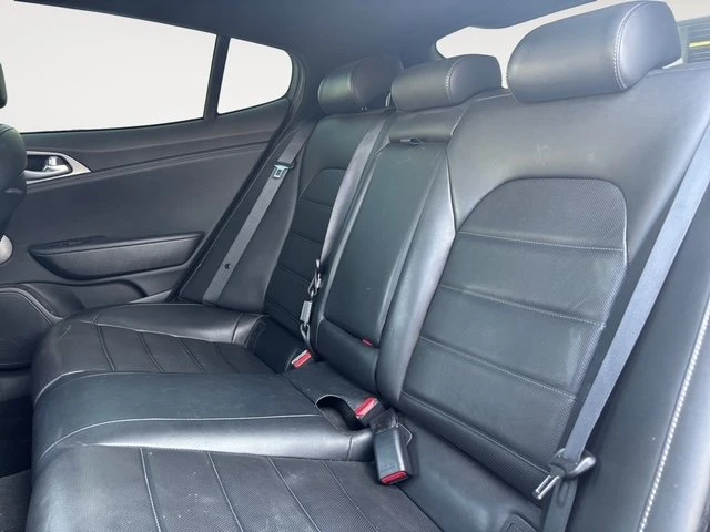 2019 Kia Stinger GT - Image 10 of 20
