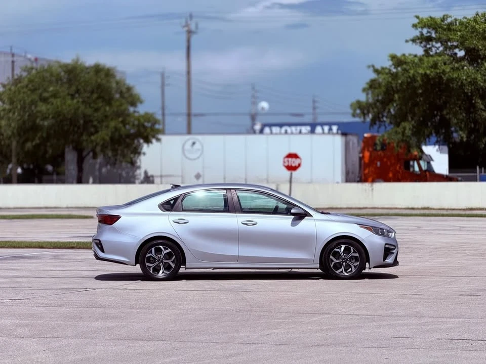 2019 Kia Forte - Image 5 of 6