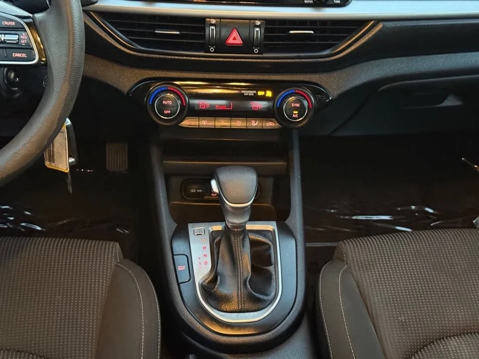 2019 Kia Forte - Image 17 of 20