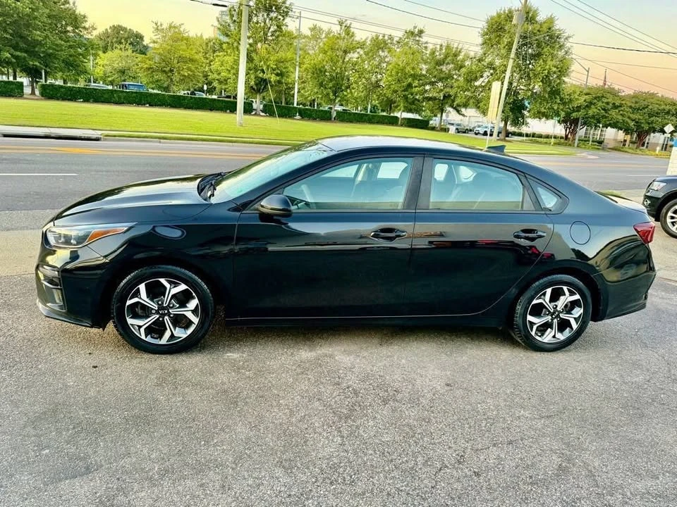 2019 Kia Forte - Image 4 of 18