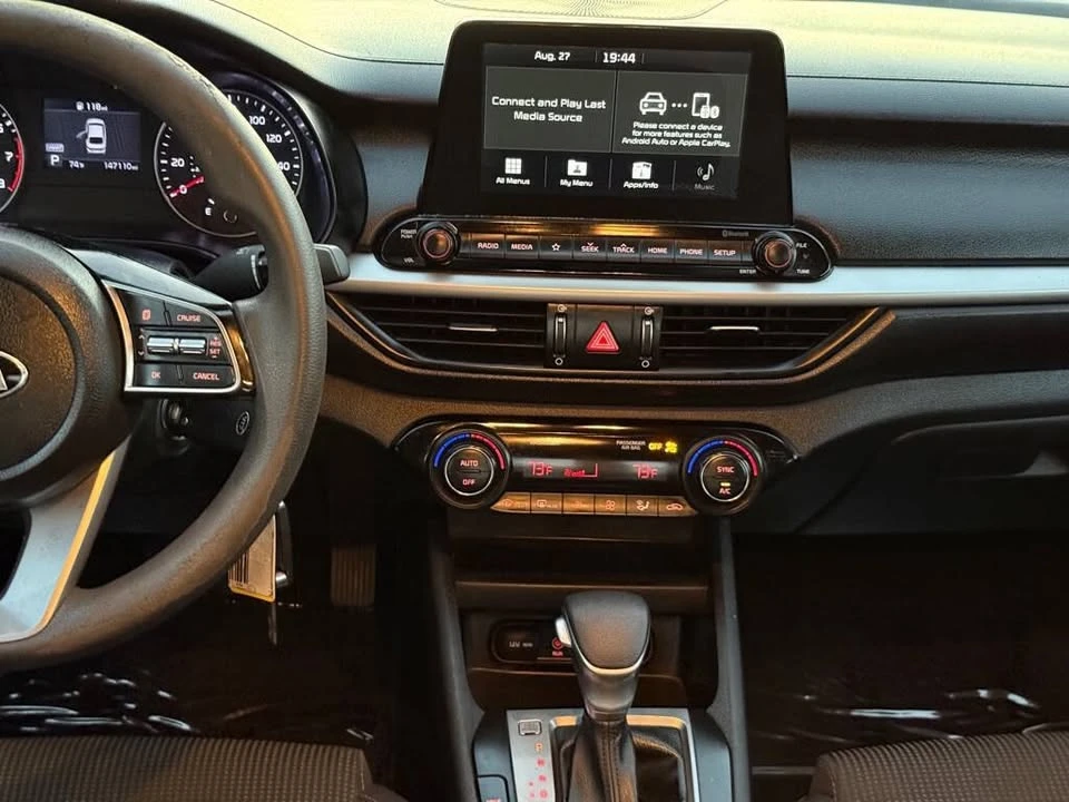 2019 Kia Forte - Image 15 of 18
