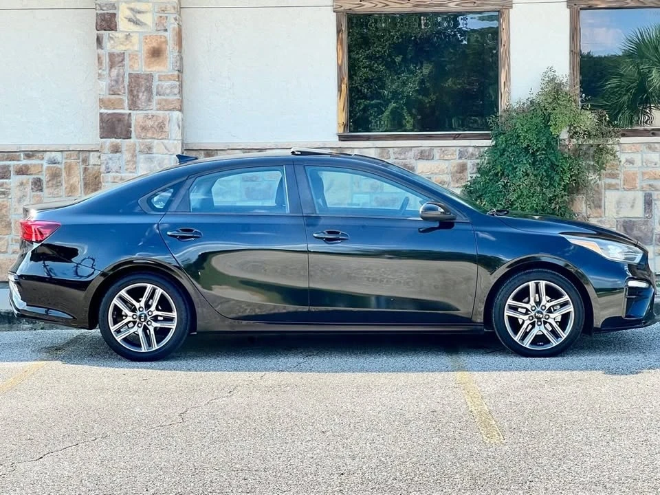 2019 Kia Forte - Image 5 of 20