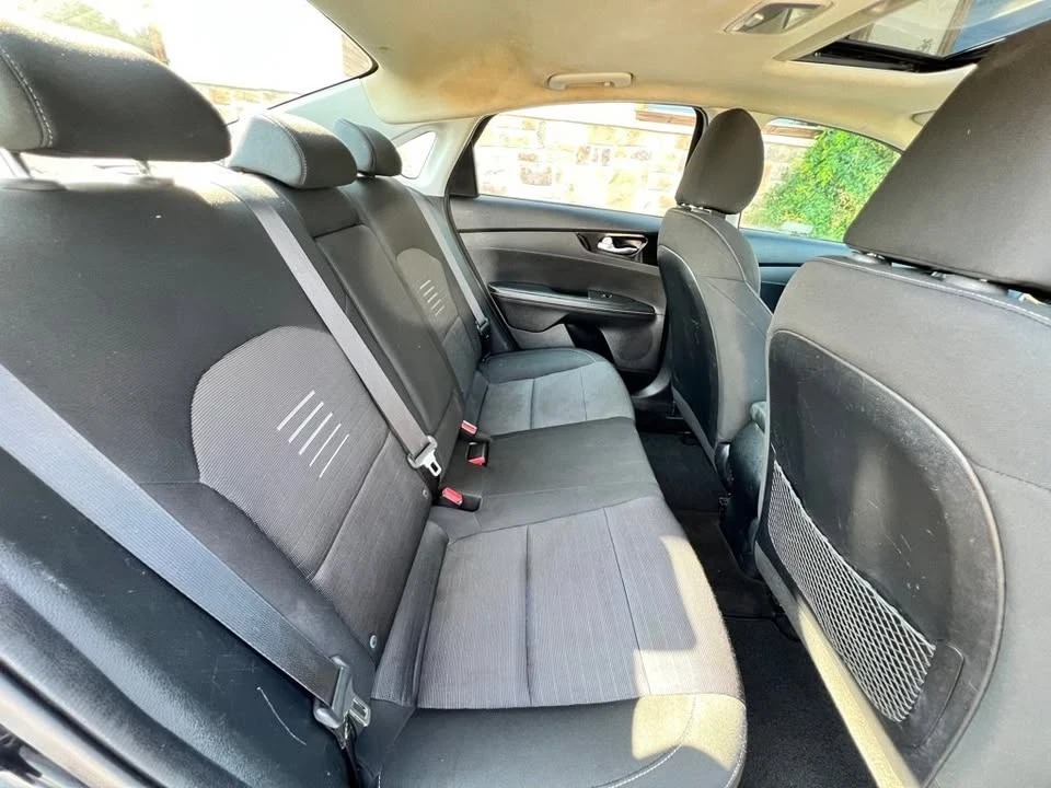 2019 Kia Forte - Image 14 of 20