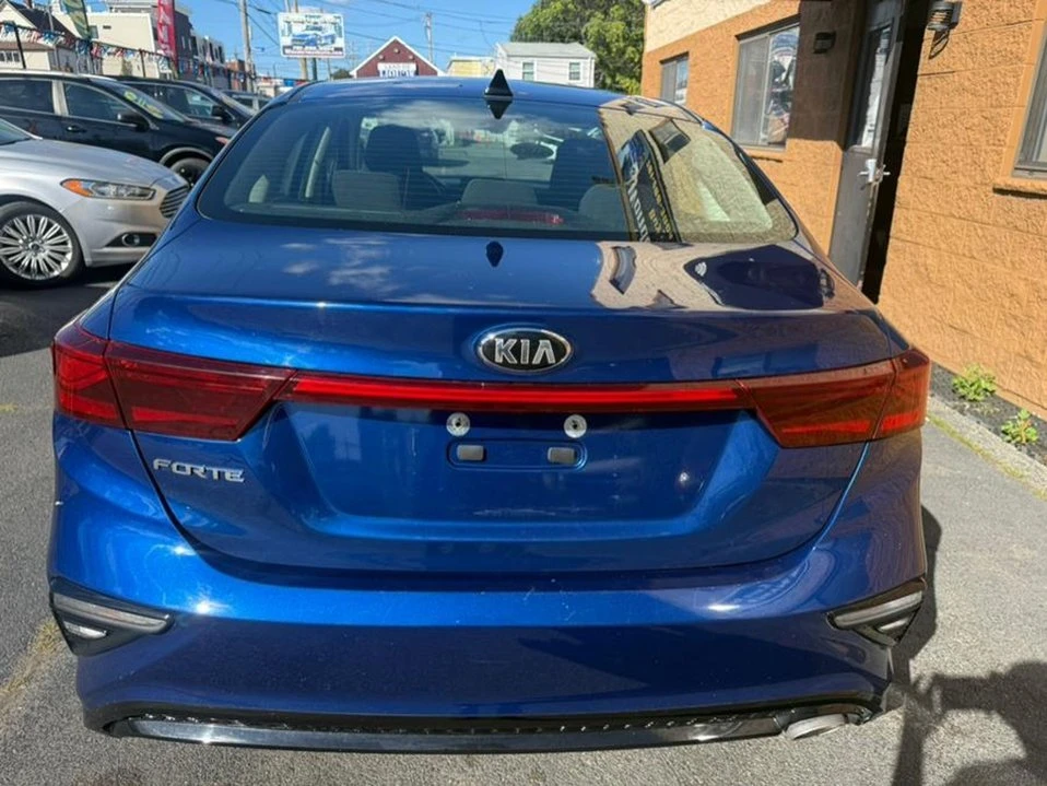 2019 Kia Forte - Image 4 of 20