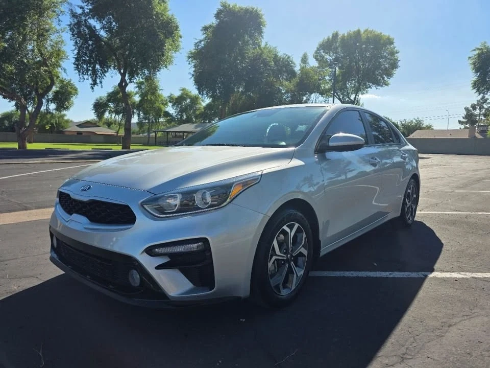2019 Kia Forte - Image 9 of 20
