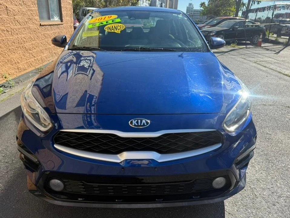 2019 Kia Forte - Image 4 of 20