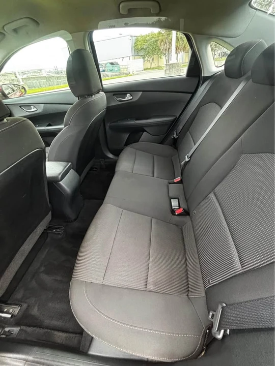 2019 Kia Forte - Image 9 of 9