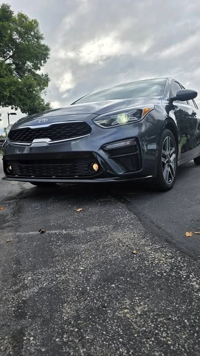 2019 Kia Forte - Image 3 of 12