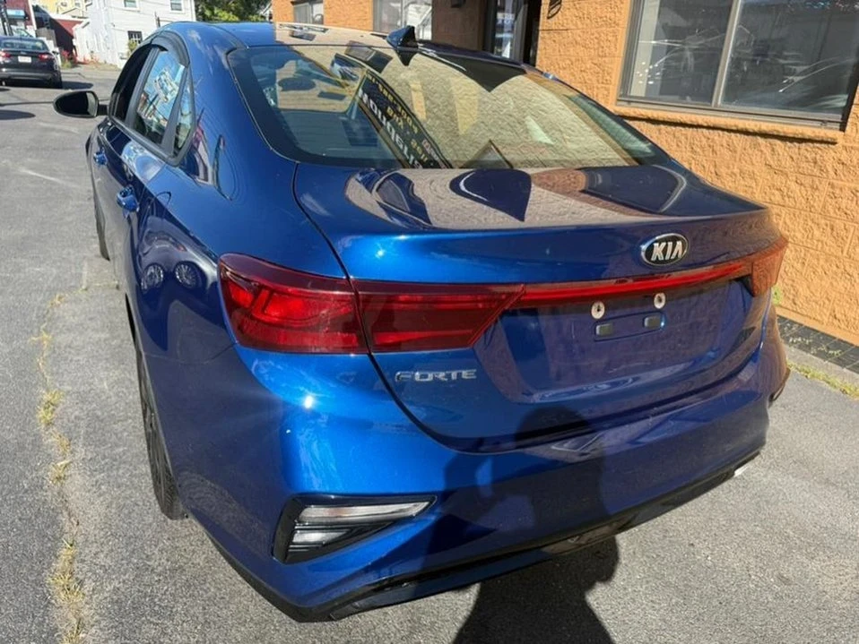 2019 Kia Forte - Image 5 of 20