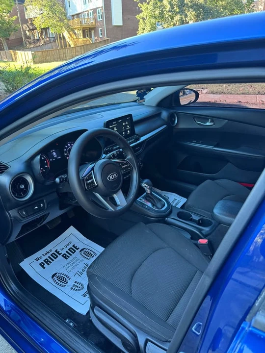 2019 Kia Forte - Image 7 of 11