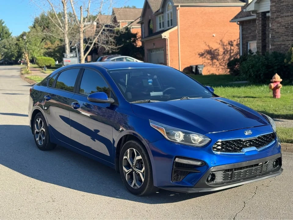 2019 Kia Forte - Image 5 of 11