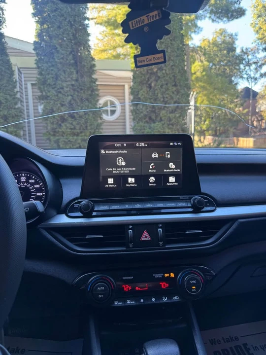 2019 Kia Forte - Image 10 of 11