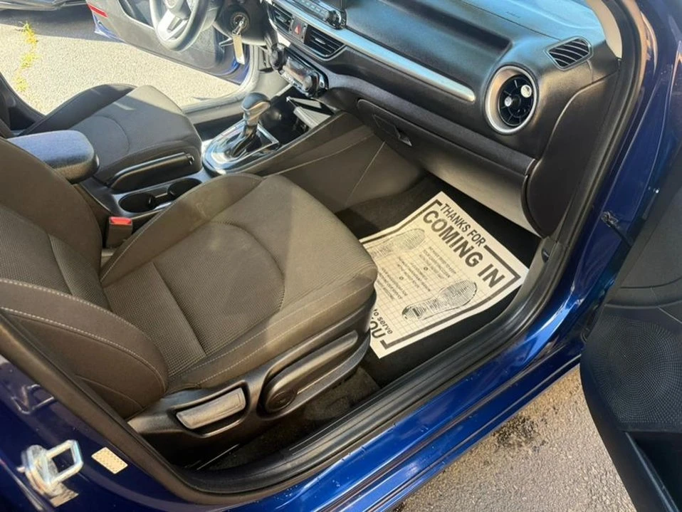 2019 Kia Forte - Image 14 of 20
