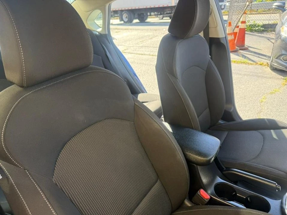 2019 Kia Forte - Image 16 of 20