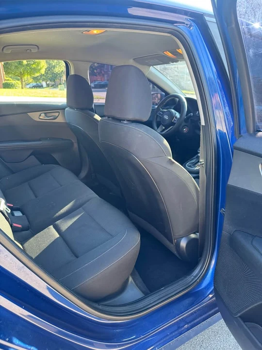 2019 Kia Forte - Image 9 of 11