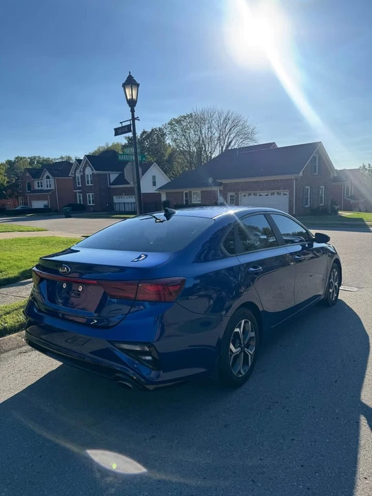 2019 Kia Forte - Image 4 of 11