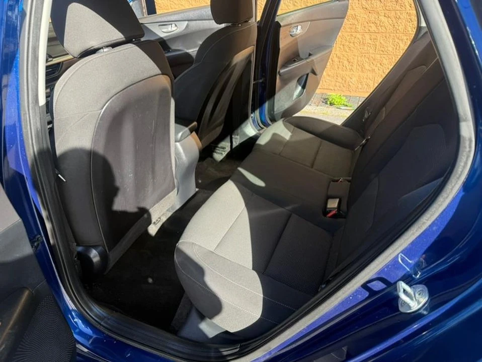 2019 Kia Forte - Image 5 of 20