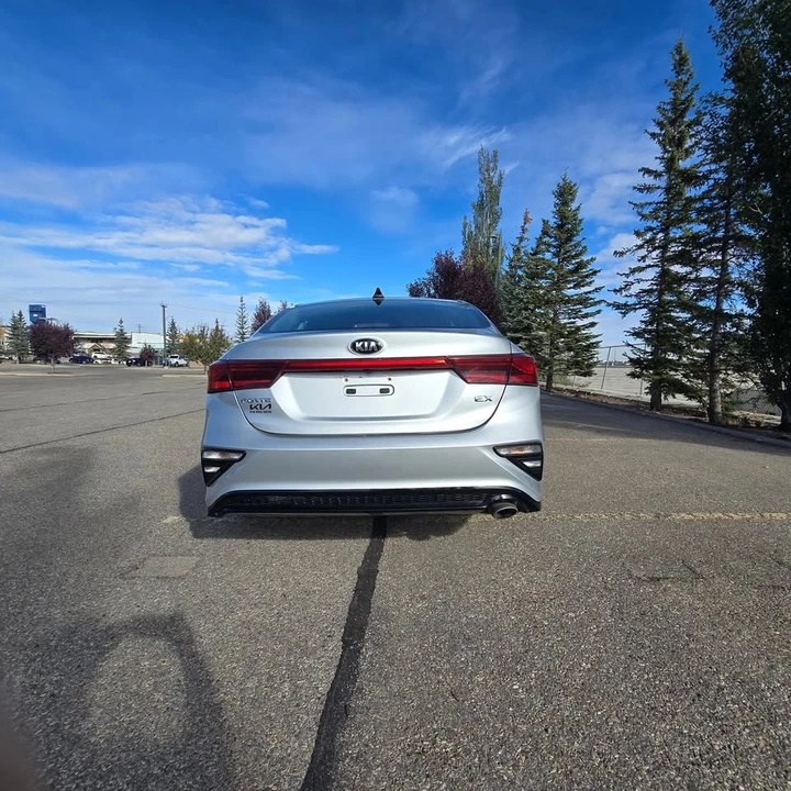2019 Kia Forte - Image 7 of 14